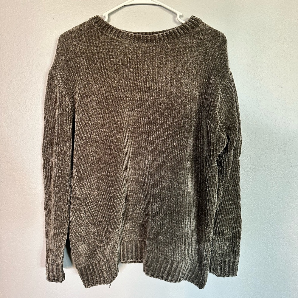 Love Ryan Grey Velour Sweater